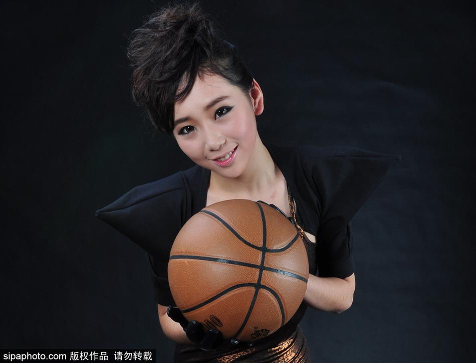 林皇發(fā)威！林加德送精妙傳中助隊(duì)友破門，收獲個(gè)人亞冠首次助攻