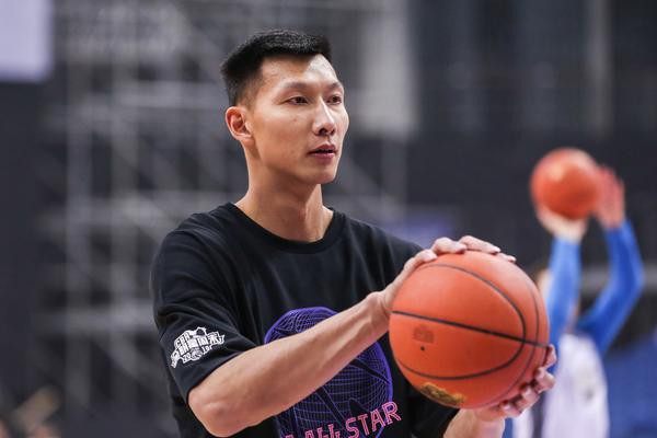 米蘭希望從曼城簽下沃克，正在計劃首次接觸