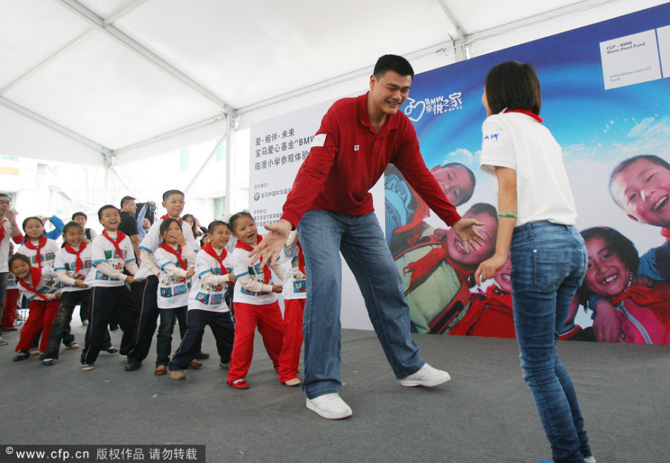 拉菲尼亞本場(chǎng)數(shù)據(jù)：助攻雙響，3次關(guān)鍵傳球，2次射門未射正