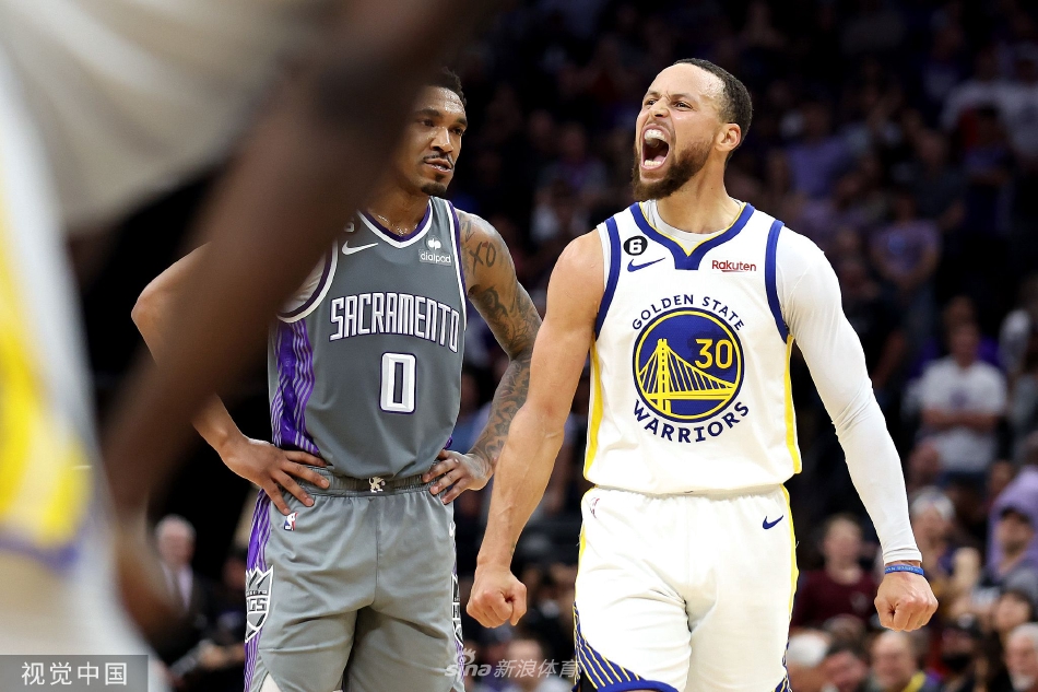 直播吧12月31日訊 NBA常規(guī)賽，勇士95-113不敵騎士。賽后主帥科爾接受了采訪。談到球隊(duì)16勝16負(fù)的戰(zhàn)績，科爾說：“戰(zhàn)績能夠說明我們的實(shí)力，這很有道理。顯然我們賽季開局不錯但我們失去了那種良好
