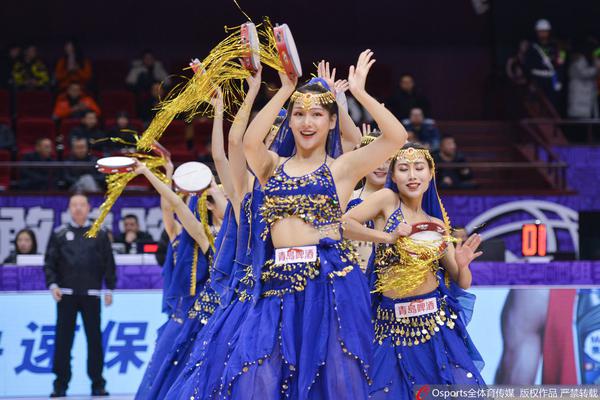 被指破壞草坪！太陽(yáng)報(bào)：貝蒂內(nèi)利在200萬(wàn)鎊豪宅外建停車位被投訴