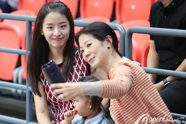 范迪克：我們接受這場比賽結(jié)果，期待著在安菲爾德的次回合
