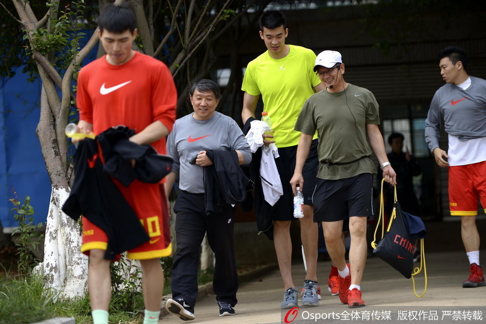 迪馬：桑德蘭和羅馬談妥租借勒費(fèi)，若升入英超將2300萬歐強(qiáng)制買斷蘇二胡                                                                2
