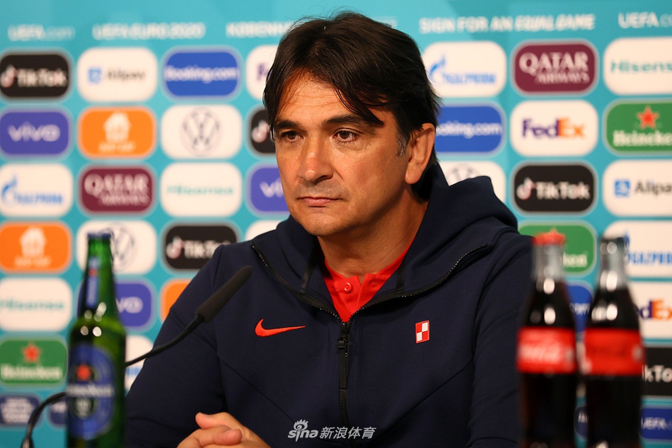 talkSPORT：曼聯(lián)與23歲門將拉門斯達(dá)個(gè)人協(xié)議，轉(zhuǎn)會費(fèi)約1700萬鎊
