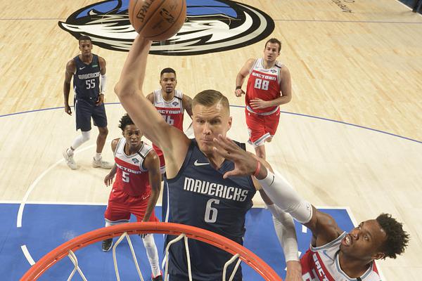 華盛頓談球隊(duì)失誤多：對手一直上壓力 17次失誤在NBA很難贏球