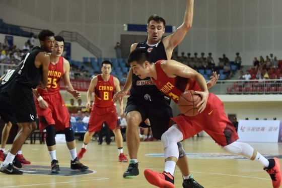 22歲86天的庫明加成為勇士隊(duì)史最年輕的3000分先生